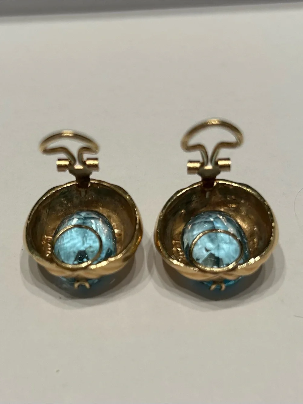 Vintage 14K Gold Aquamarine Clip Earrings, Oval Cut, Fluted Design